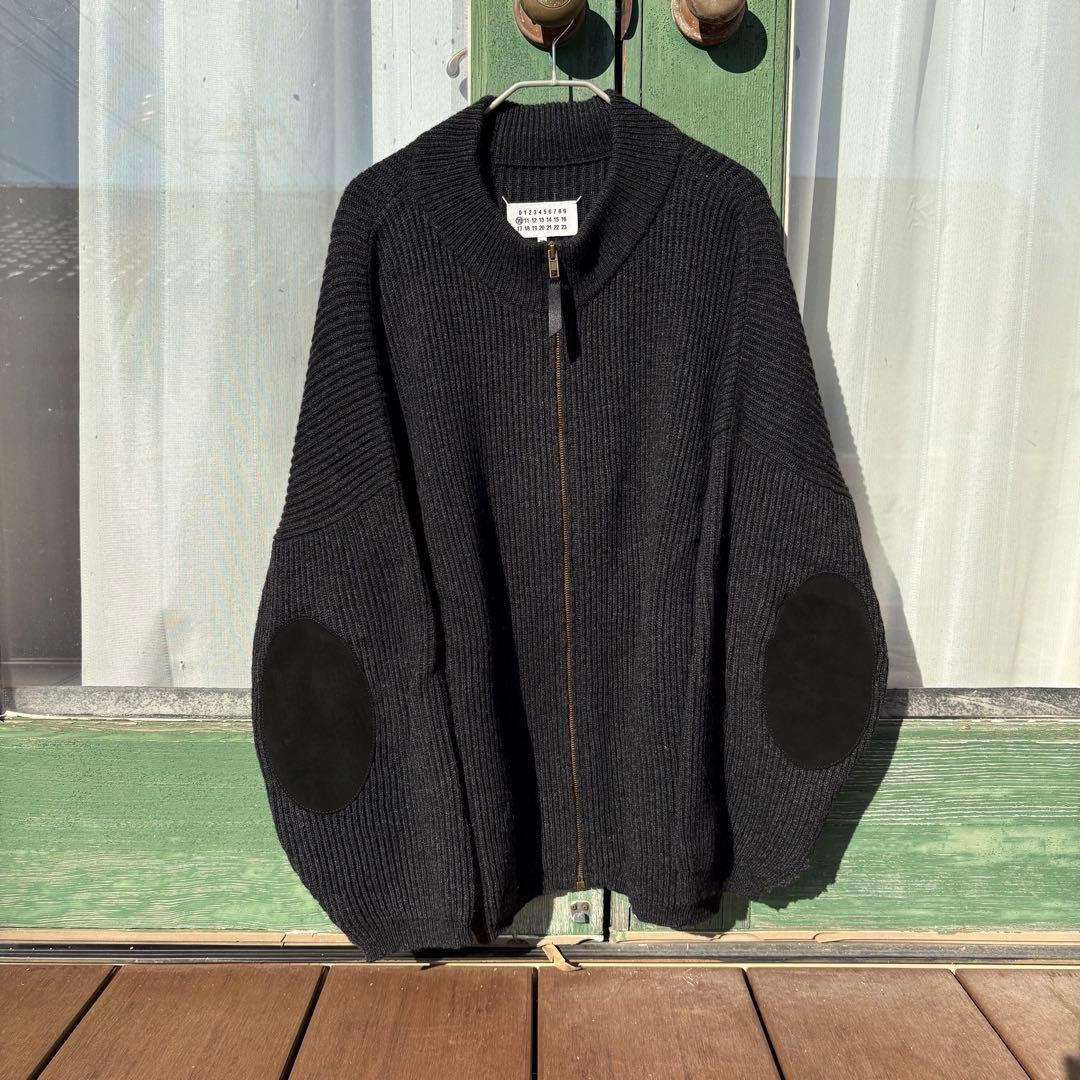 Maison margiela 22ss Ds knit ドライバーズ A versatile item that combines comfort and design. Maison