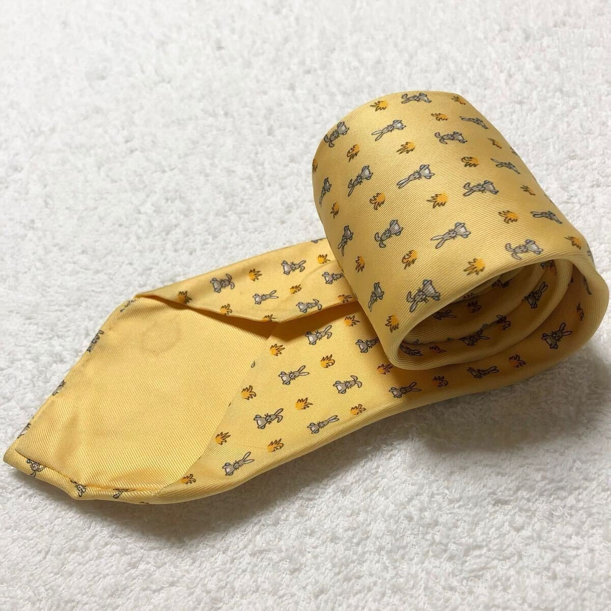 HERMES エルメス ネクタイ 草原のウサギ アニマル柄総柄 シルク100