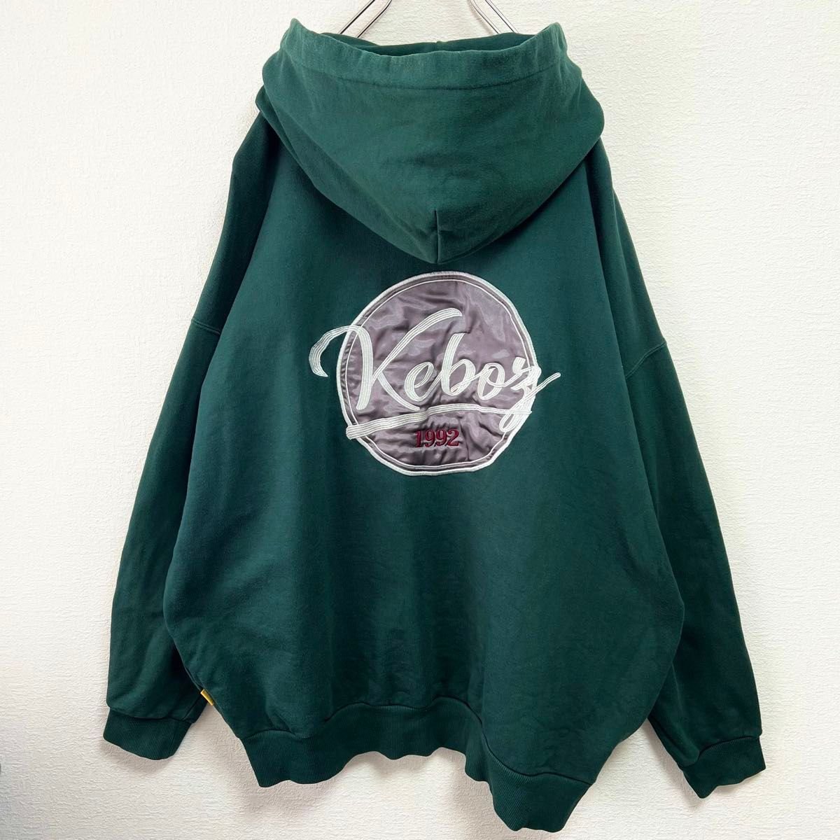 超人気】Keboz ケボズ 背面ビッグロゴ 刺繍 パーカー オーバーサイズ