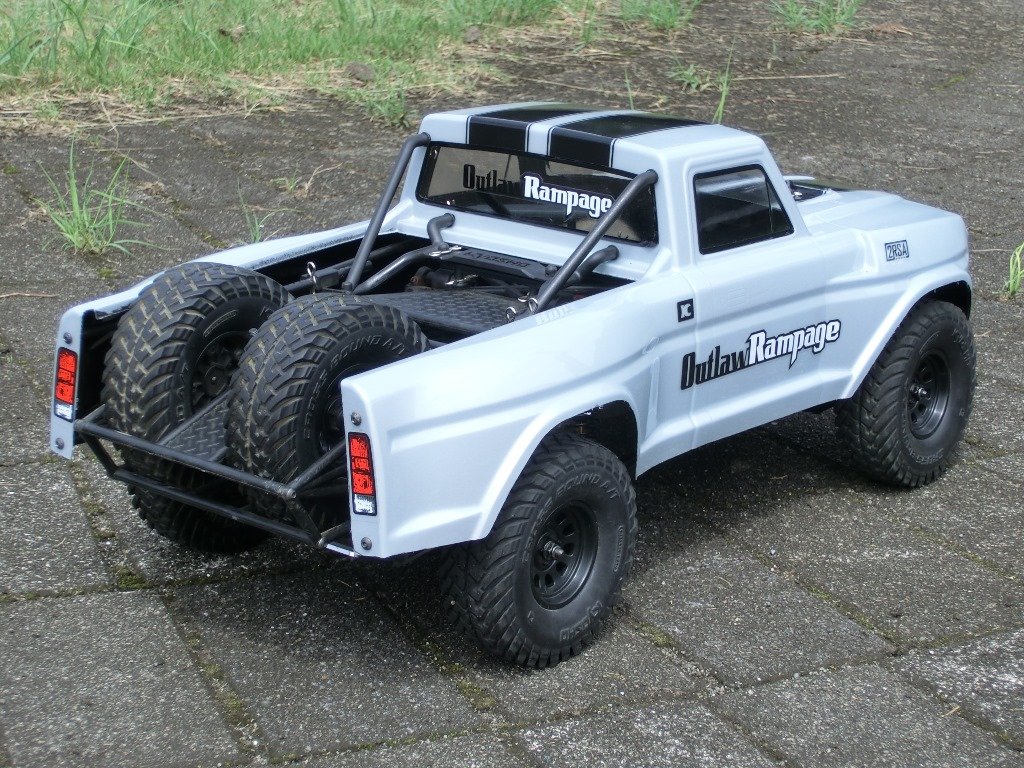 ボディとタイヤでテンションMAX ! アウトローランページプロ | KYOSHO
